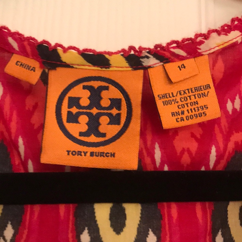Tory Burch Red Patterned Top with Ruffle Front - Picture 3 of 5